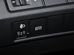 现代胜达 2013款 2.4L 自动 GLS 4WD智能型 5座