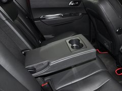 标致3008 2013款 2.0L 自动 潮流版 5座