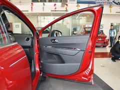 标致3008 2013款 2.0L 自动 潮流版 5座
