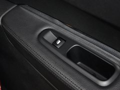 标致3008 2013款 2.0L 自动 潮流版 5座