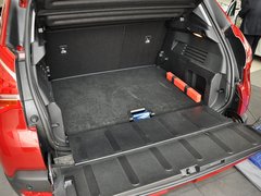 标致3008 2013款 2.0L 自动 潮流版 5座