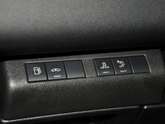 标致3008 2013款 2.0L 自动 潮流版 5座