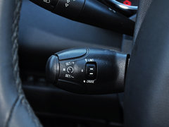 标致3008 2013款 2.0L 自动 潮流版 5座
