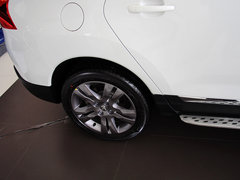标致3008 2013款 1.6T 自动 THP罗兰•加洛斯版