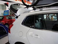标致3008 2013款 1.6T 自动 THP罗兰•加洛斯版