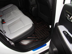 标致3008 2013款 1.6T 自动 THP罗兰•加洛斯版
