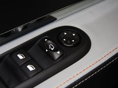 标致3008 2013款 1.6T 自动 THP罗兰•加洛斯版