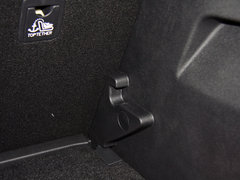 标致3008 2013款 1.6T 自动 THP罗兰•加洛斯版