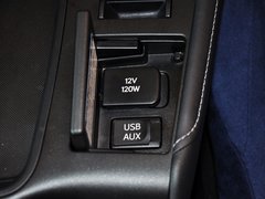 雷克萨斯CT 2013款 200h 1.8 CVT 精英版