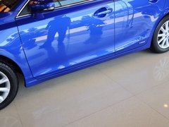 雷克萨斯CT 2013款 200h 1.8 CVT 精英版