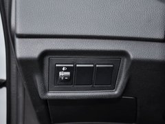 传祺GS5 2013款 1.8T 自动 两驱豪华版 5座
