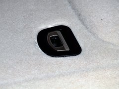 总裁 2013款 3.0T 标准型