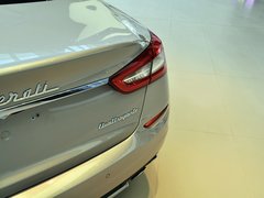 总裁 2013款 3.0T 标准型