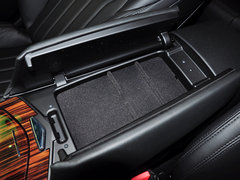 总裁 2013款 3.8T 标准型