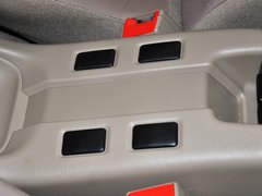 日产ZN厢式车 2013款 2.4L 手动 两驱标准型KA24