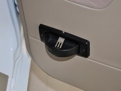 日产ZN厢式车 2013款 2.4L 手动 两驱标准型KA24