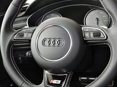 奥迪S6 2013款 4.0T DCT 
