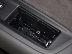 奥迪S6 2013款 4.0T DCT 