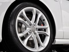 奥迪S6 2013款 4.0T DCT 