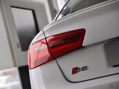 奥迪S6 2013款 4.0T DCT 