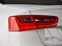 奥迪S6 2013款 4.0T DCT 