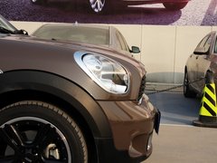 MINI COUNTRYMAN 2013款 1.6T AT COOPER S All4 滑雪版