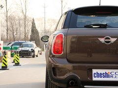 MINI COUNTRYMAN 2013款 1.6T AT COOPER S All4 滑雪版