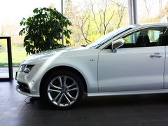 奥迪S7 2013款 4.0T DCT 