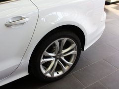 奥迪S7 2013款 4.0T DCT 