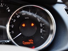 标致3008 2013款 2.0L 手动 经典版 5座
