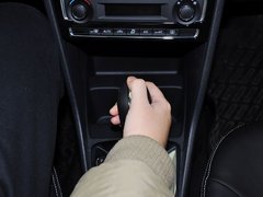 捷达 2013款 1.6L 自动 豪华型