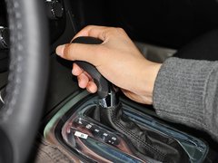 君威 2013款 1.6T 自动 精英运动版