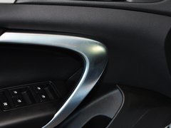 君威 2013款 1.6T 自动 精英运动版