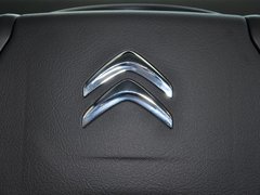 世嘉 2013款 三厢 1.6L 手动 品尚型