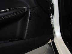 酷威 2013款 2.4L 自动 两驱尊尚版 7座