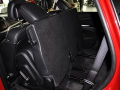 酷威 2013款 2.4L 自动 两驱尊尚版 7座