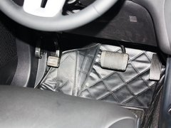 酷威 2013款 2.4L 自动 两驱尊尚版 7座