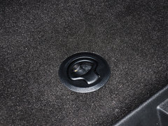 酷威 2013款 3.6L 自动 四驱旗舰版 7座