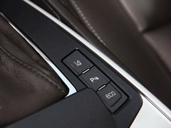 凯迪拉克SRX 2013款 3.6L 自动 旗舰型 5座