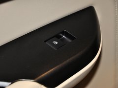 凯迪拉克SRX 2013款 3.0L 自动 领先型 5座