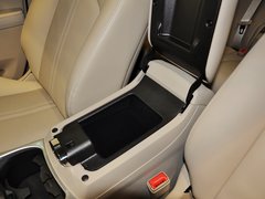 凯迪拉克SRX 2013款 3.0L 自动 领先型 5座