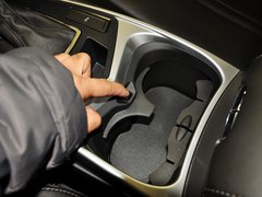 凯迪拉克SRX 2013款 3.0L 自动 精英型 5座