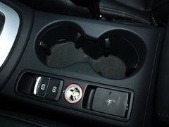 奥迪Q3 2013款 2.0T 35 TFSI quattro舒适型 5座