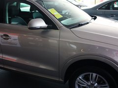 奥迪Q3 2013款 2.0T 35 TFSI quattro舒适型 5座