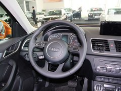奥迪Q3 2013款 2.0T 35 TFSI quattro舒适型 5座