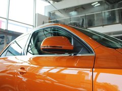 奥迪Q3 2013款 2.0T 35 TFSI quattro舒适型 5座