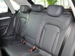 奥迪Q3 2013款 2.0T 35 TFSI quattro舒适型 5座