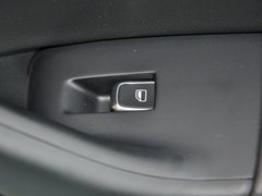 奥迪Q3 2013款 2.0T 35 TFSI quattro舒适型 5座