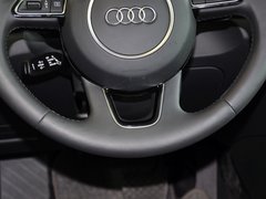 奥迪Q3 2013款 2.0T 35 TFSI quattro舒适型 5座
