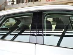奥迪Q3 2013款 2.0T 35 TFSI quattro舒适型 5座